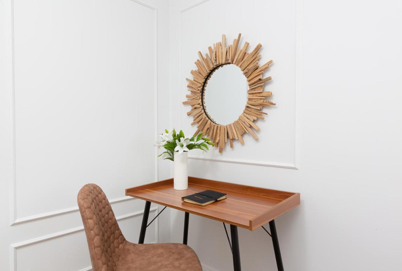 Metro Marymont Apartment By Noclegi Renters Varsavia Esterno foto
