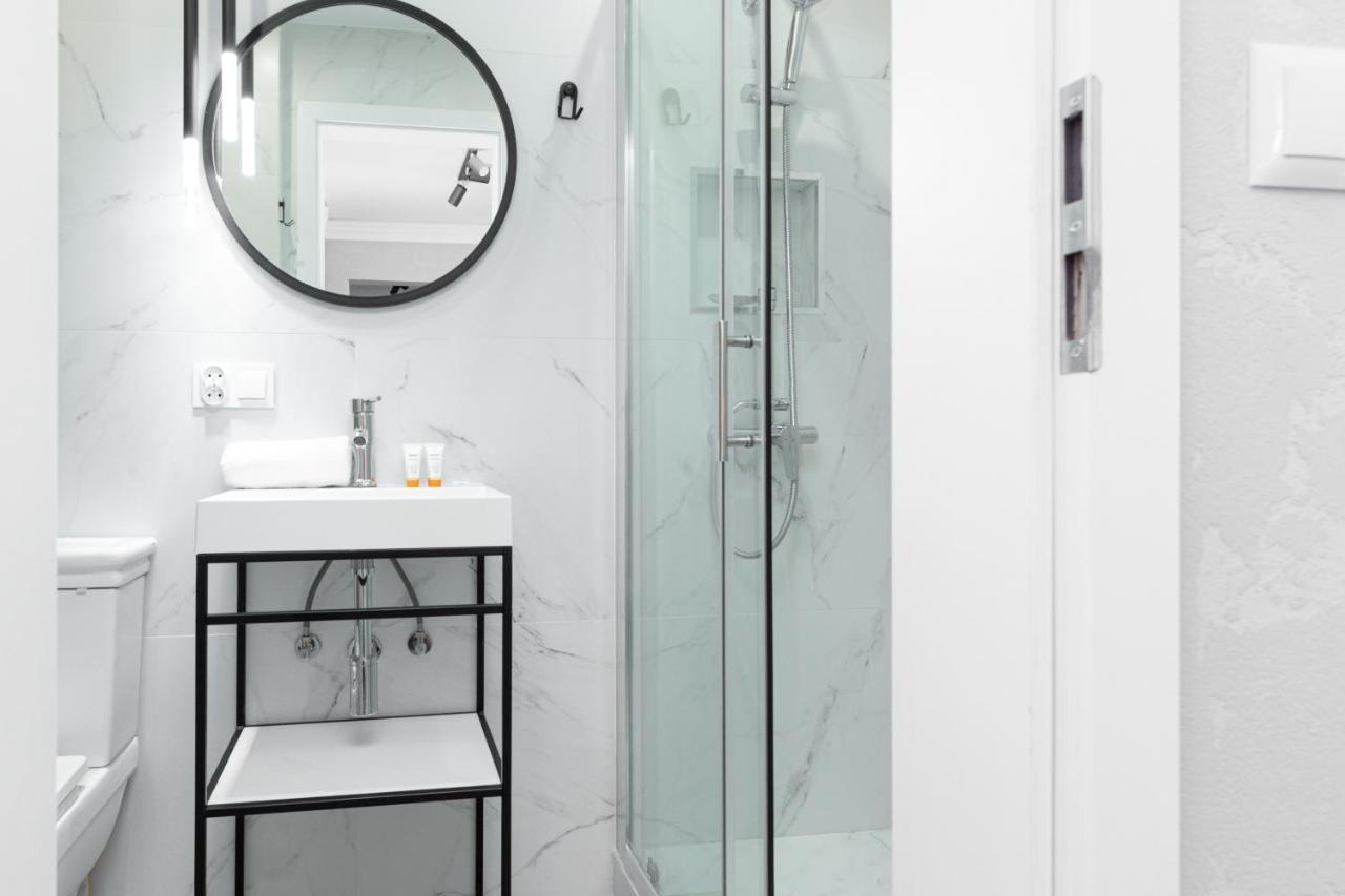 Metro Marymont Apartment By Noclegi Renters Varsavia Esterno foto